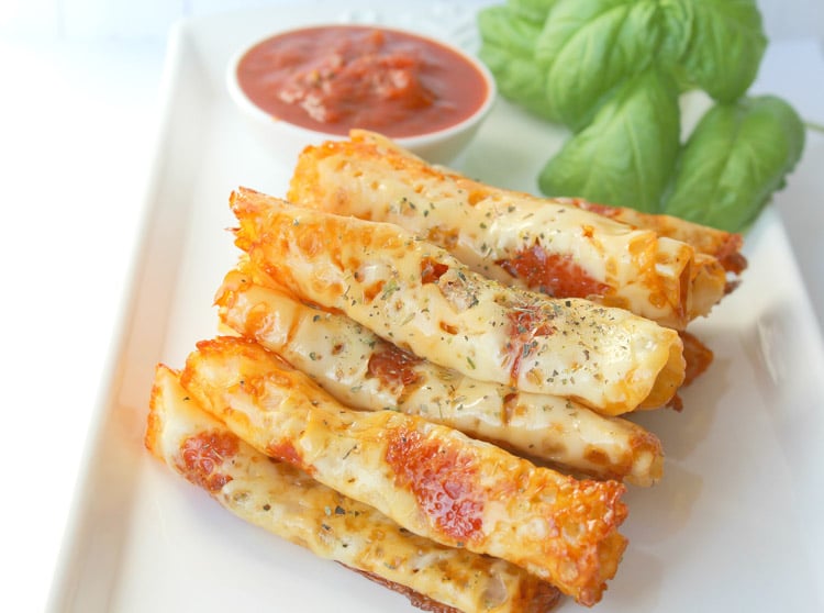 Baked Keto Pizza Rolls 3 Ingredients Made In 6 Minutes Savor Savvy