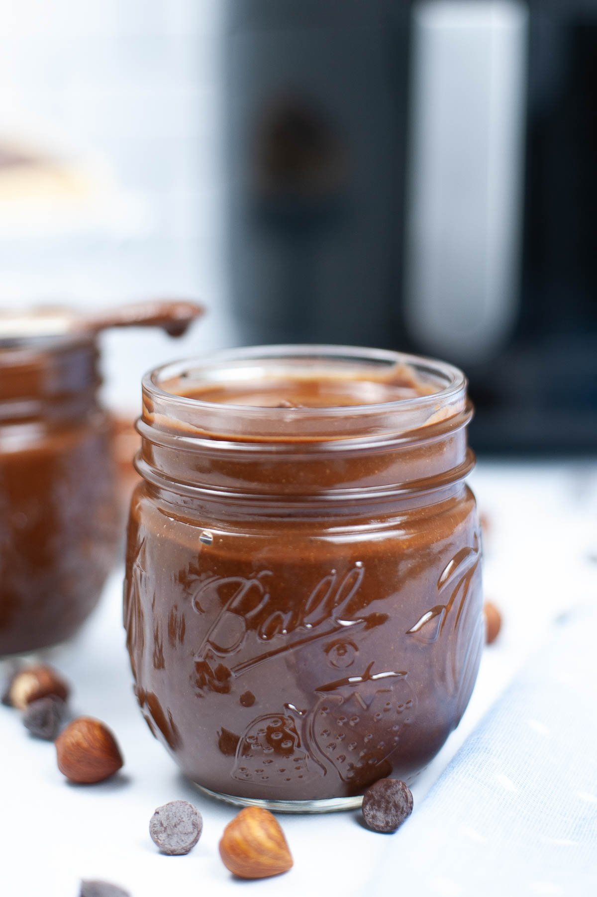 Homemade Nutella {Chocolate Hazelnut Spread} - 5 Ingredients