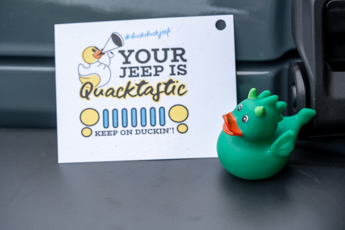 printable note that says your jeep is quacktastic with a rubber duck on the hood of a jeep wrangler.
